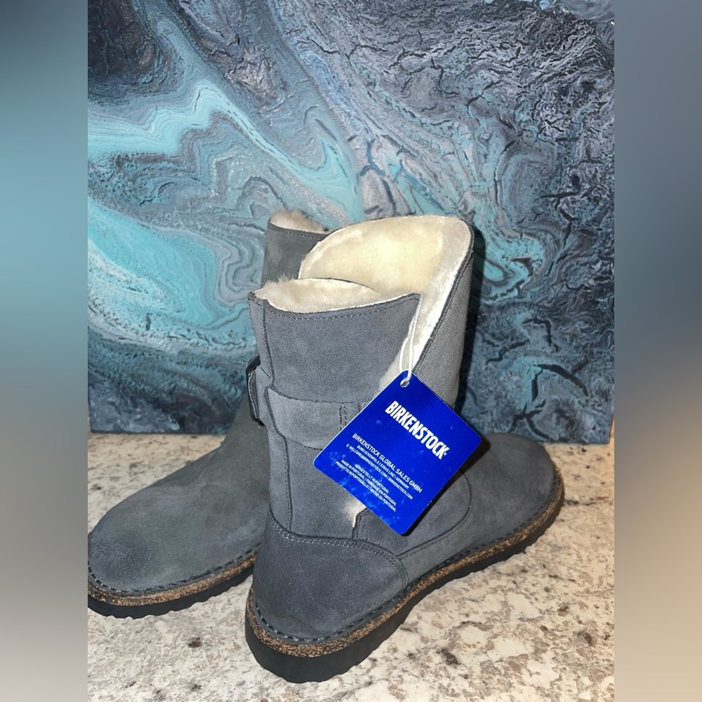NEW Birkenstock Uppsala Shearling Boots in size 39 (8 US) in navy blue